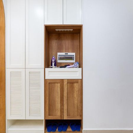 Home, Cosy&Luxury Apartment - 5Mins To Airport, Free Pool&Gym, Airport Pick Up Service Хошимин Экстерьер фото