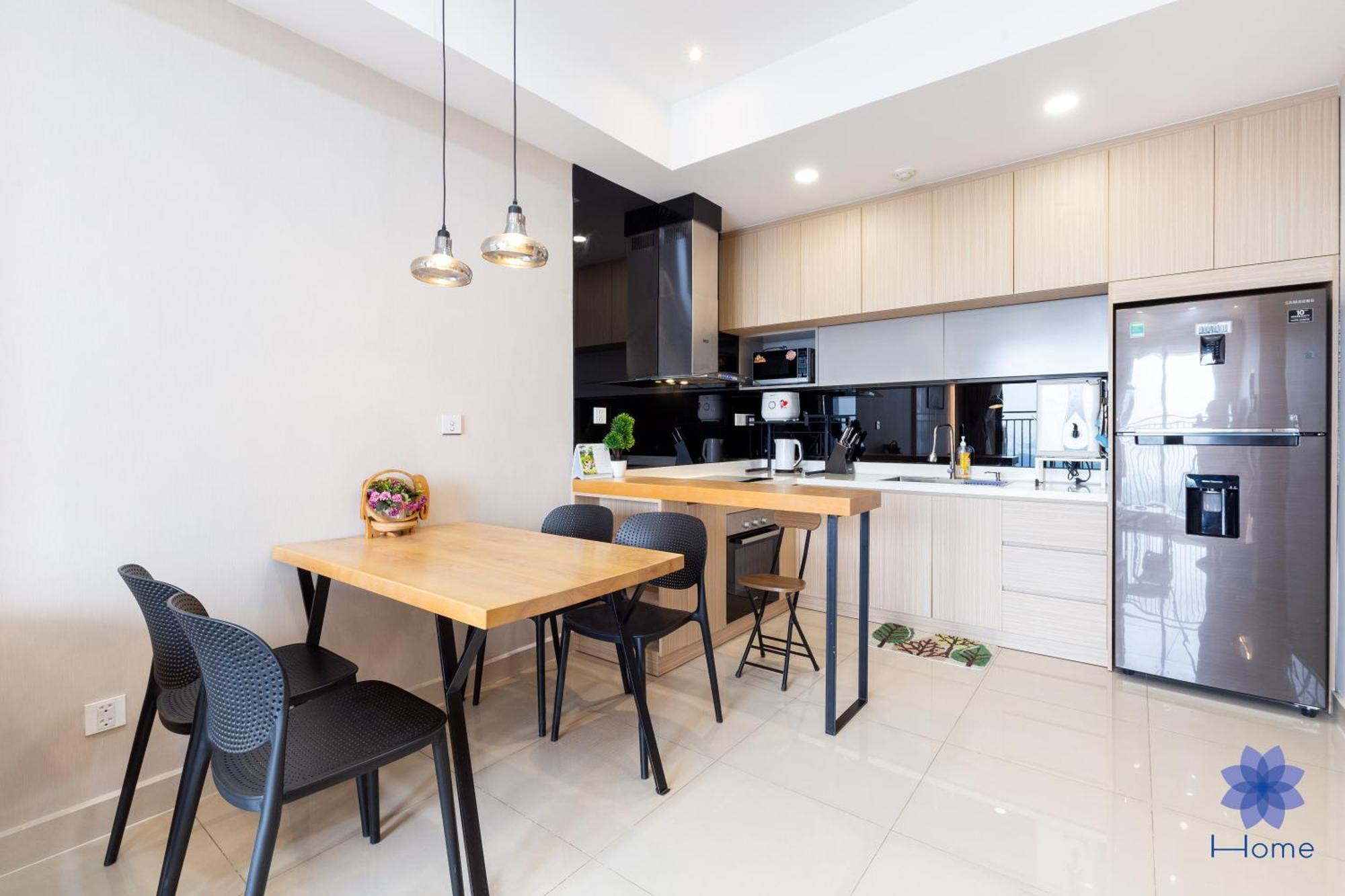Home, Cosy&Luxury Apartment - 5Mins To Airport, Free Pool&Gym, Airport Pick Up Service Хошимин Экстерьер фото