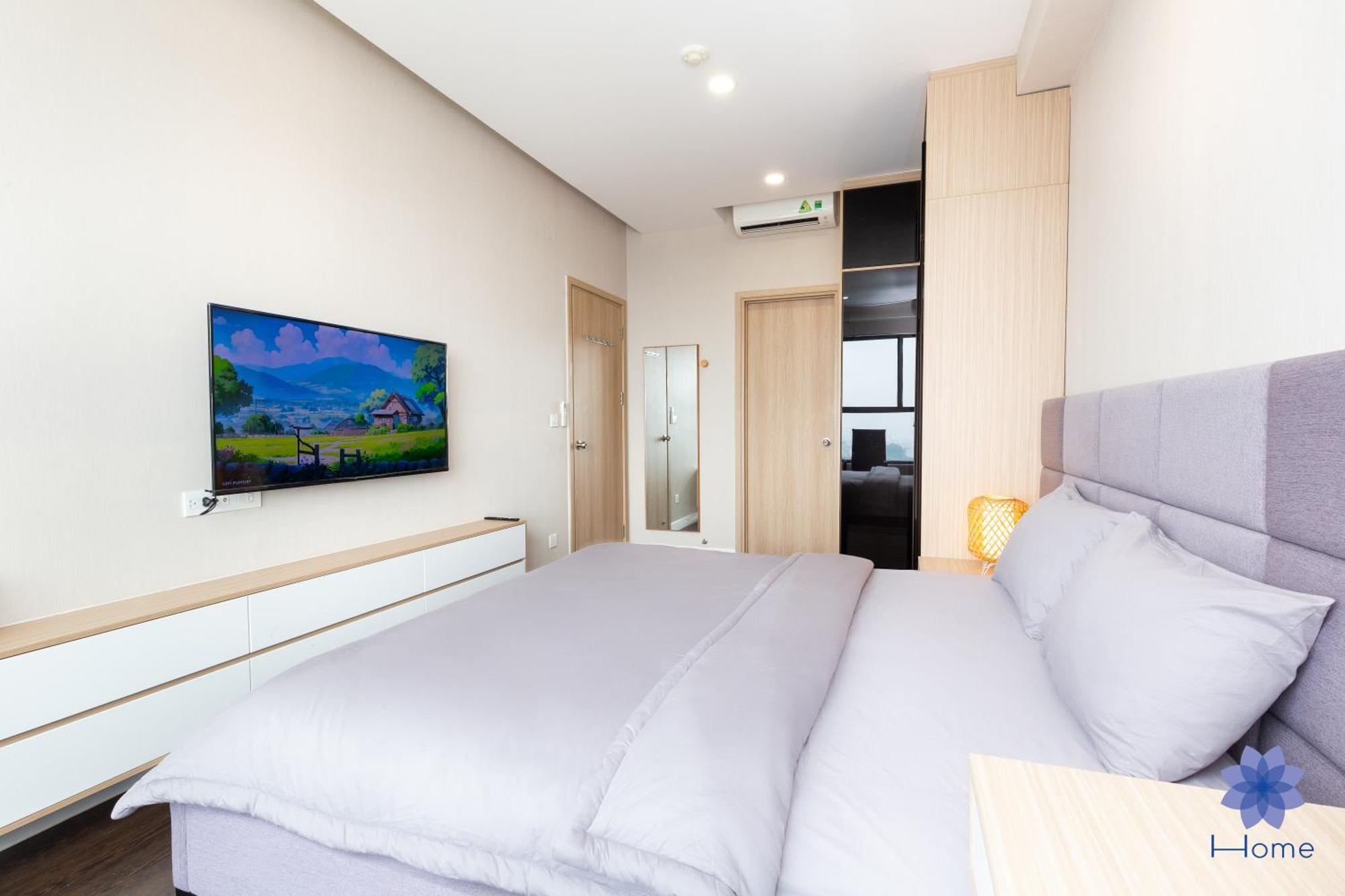 Home, Cosy&Luxury Apartment - 5Mins To Airport, Free Pool&Gym, Airport Pick Up Service Хошимин Экстерьер фото
