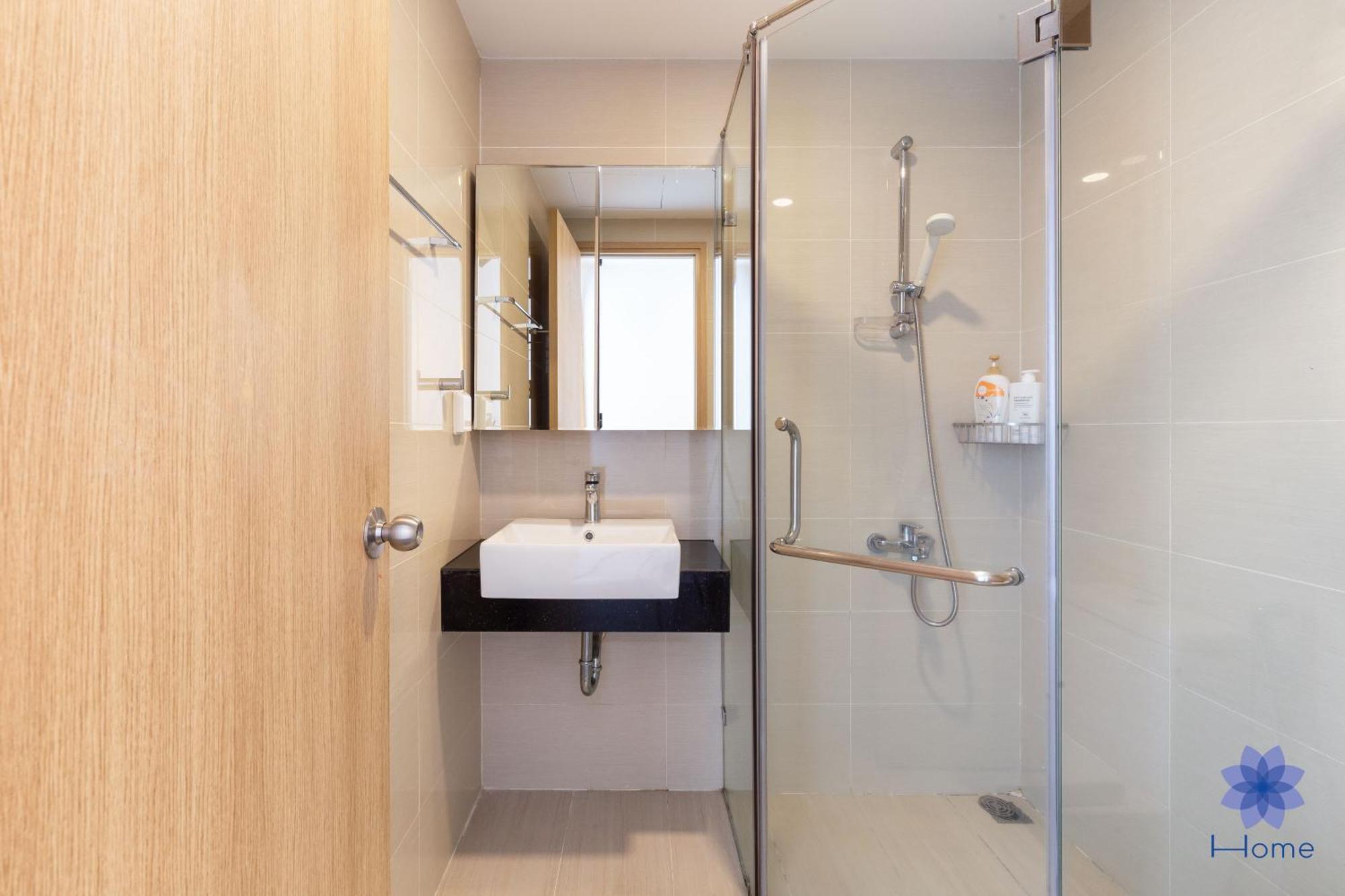 Home, Cosy&Luxury Apartment - 5Mins To Airport, Free Pool&Gym, Airport Pick Up Service Хошимин Экстерьер фото